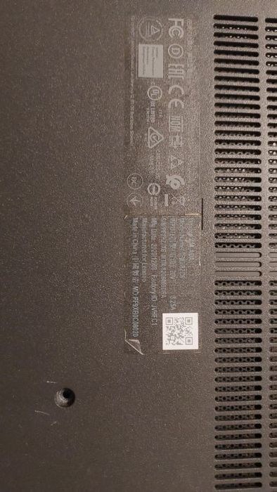 Sprzedam uszkodzony laptop LENOVO V14 ADA 82C6
