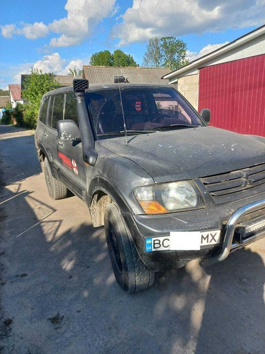 Mitsubishi Pagero Wagon 3