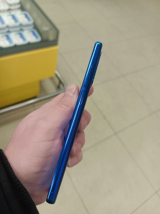 Samsung galaxy note 20 8/128gb на две сим с полными языками