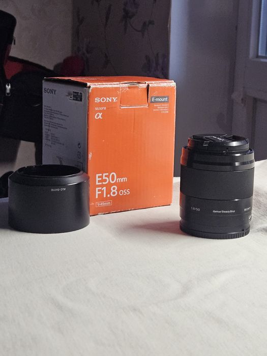 【美品】SONYα6000＋E50mm F1.8 OSS レンズセット Sony SEL50F18 50mm F1.8 APS-C単焦点レンズ