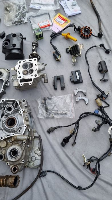 Czesci Silnik HONDA CRF 250  2010 - 2017r Wtrysk / 450  2014r głowica