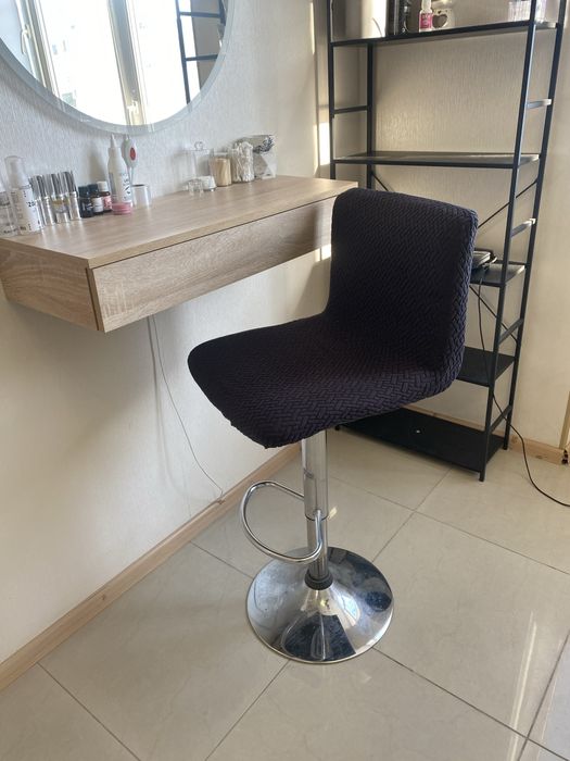 Барний стілець бу