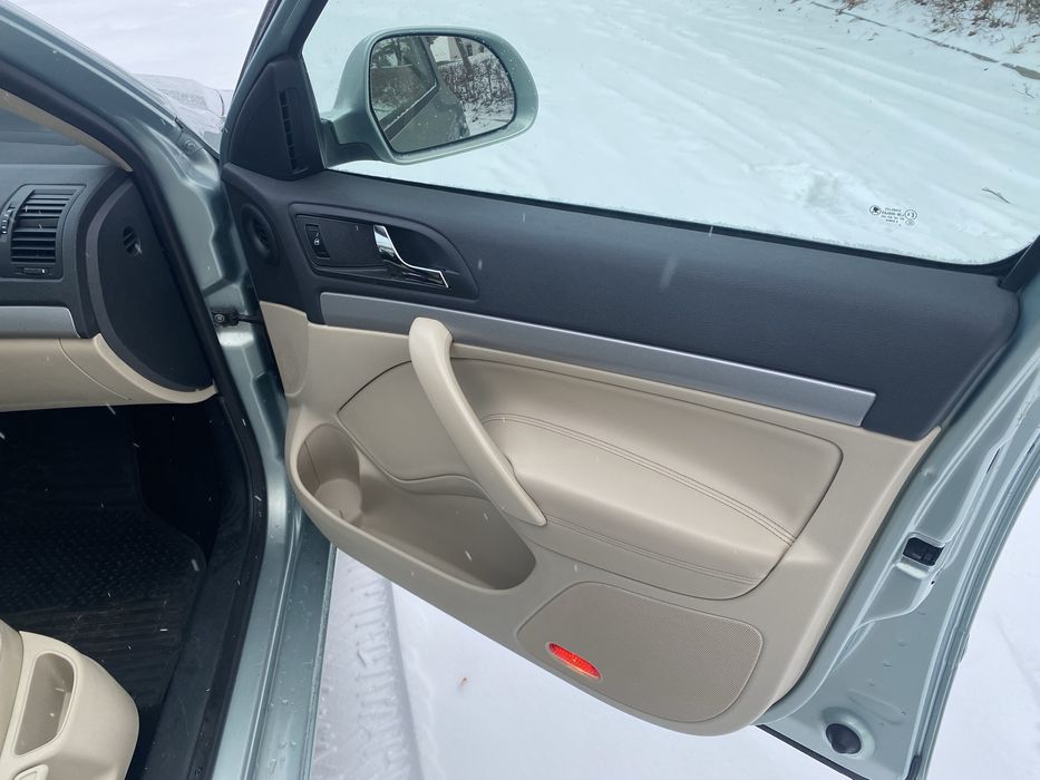 Автомобіль skoda octavia