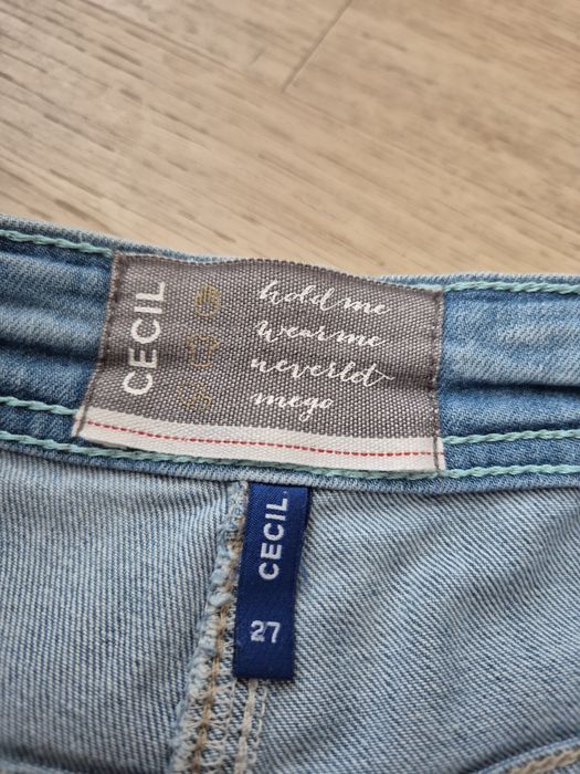 Piękne bermudy jeansowe cecil M/L