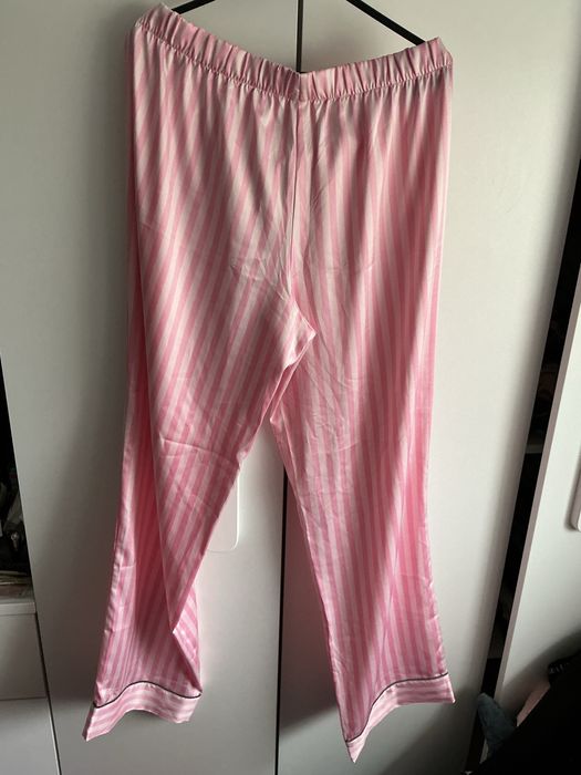 Zestaw piżama różowa w paski Victoria’s Secret