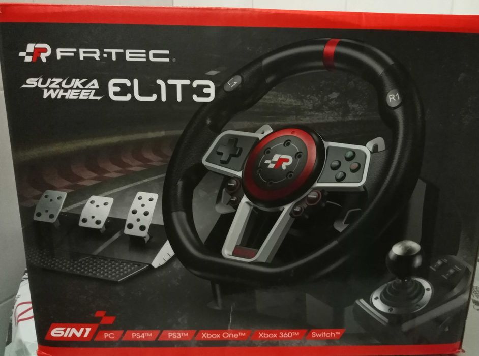 *Volante Suzuka Elite Next Wheel*
