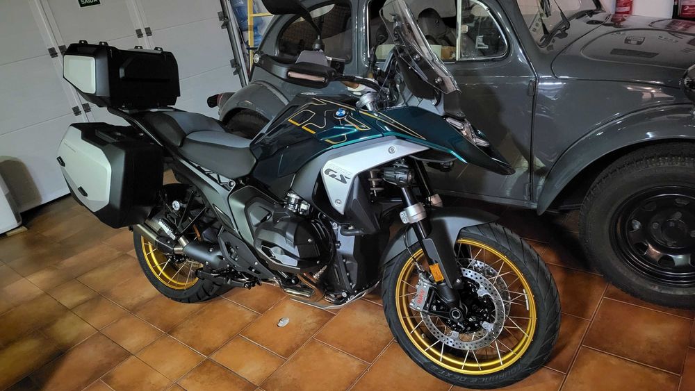 BMW GS1300R OPTION 719 com numero de chassis terminado em 719