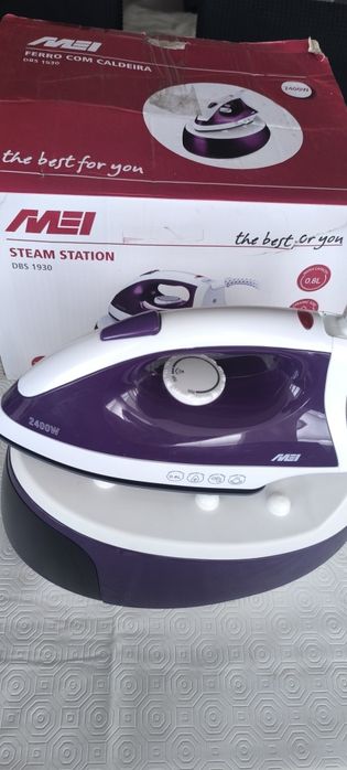 O Ferro com Caldeira MEI DBS 1930 (2400W)