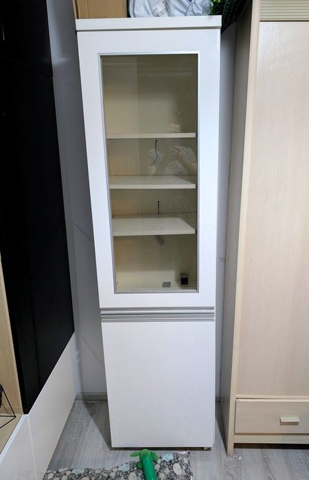 Witrynka biała na połysk
