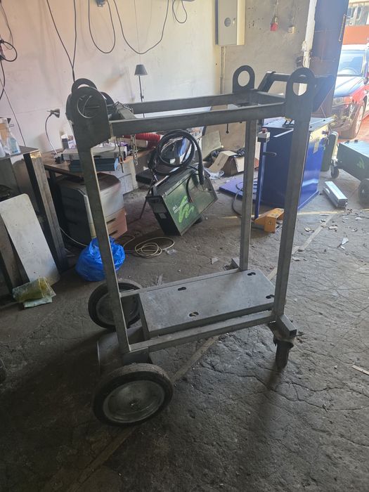 Okazja Wózki że stali z tabliczką znamionowa Kjellberg stal