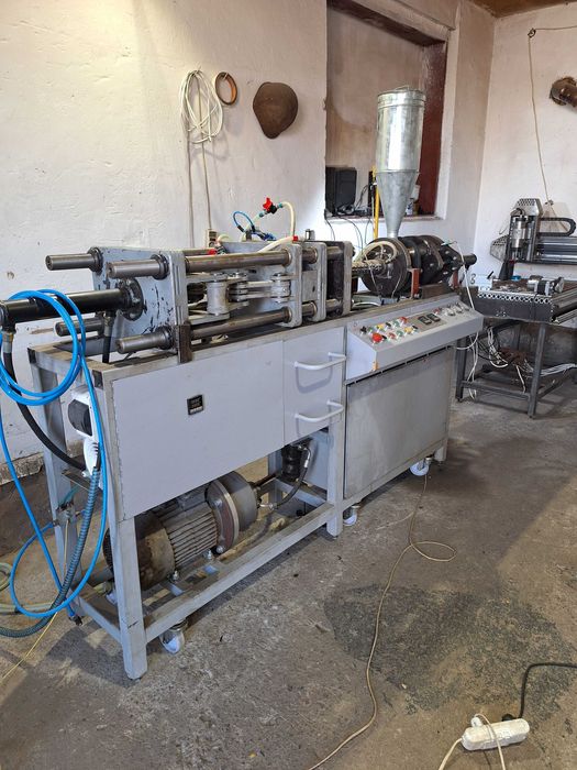 Термопластавтомат