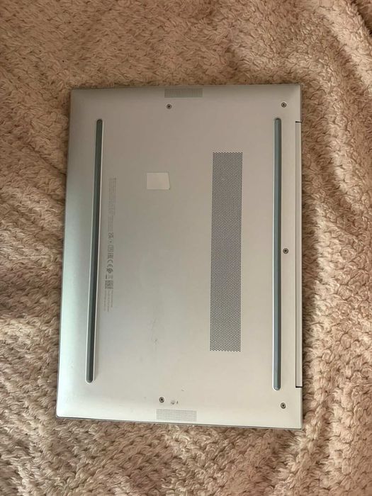HP EliteBook 840 G9 | i7-1265U | 16GB RAM | Thunderbolt 4 | Wi-Fi 6 | Como Novo