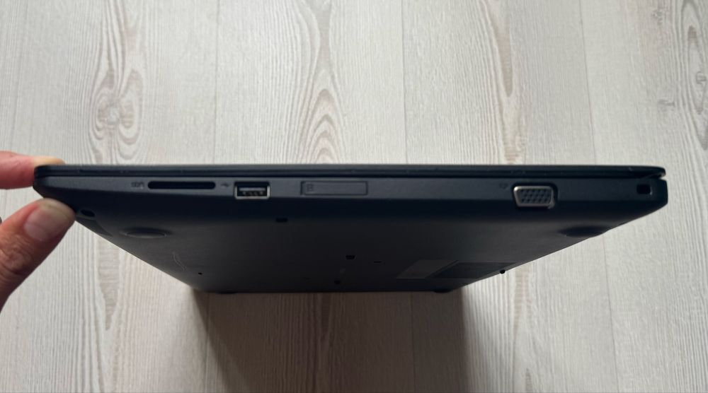 Ноутбук Dell Latitude 3590, FHD, i7, Ram 16Gb, SSD 256Gb