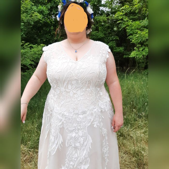 Suknia ślubna plus size