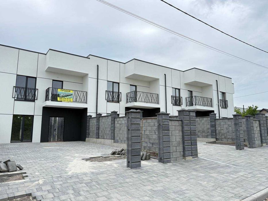 Котедж На Щасливому! Опалення! Підключені мережі!