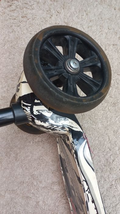 Самокат триколісний