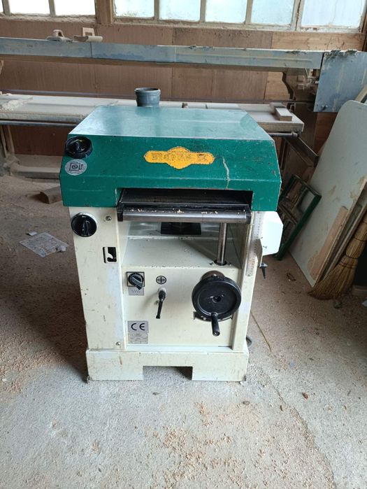 Продам станки деревообробні