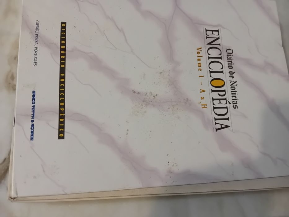 Dicionário Enciclopédico Diário de Notícias  Volumes 1 e 2