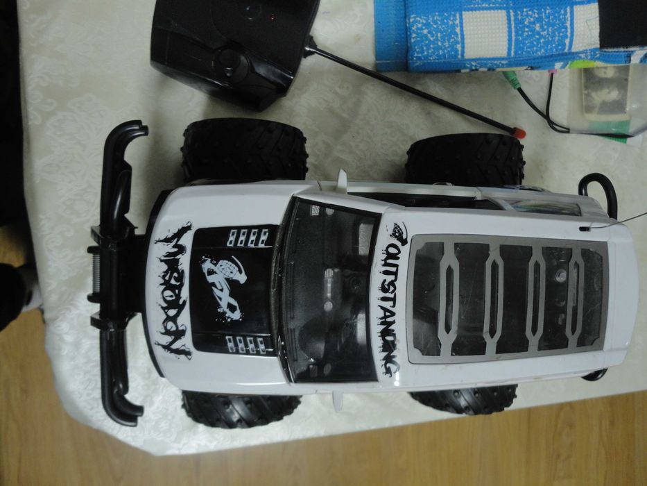 продам большой джип mastodon на управлении