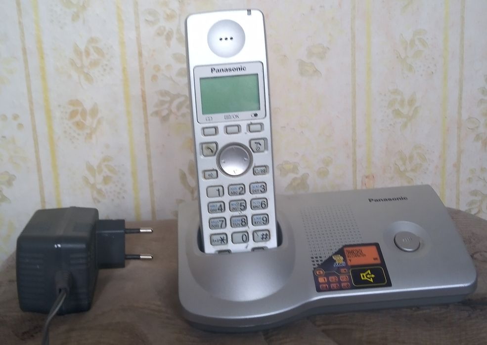 Радиотелефон Panasonic