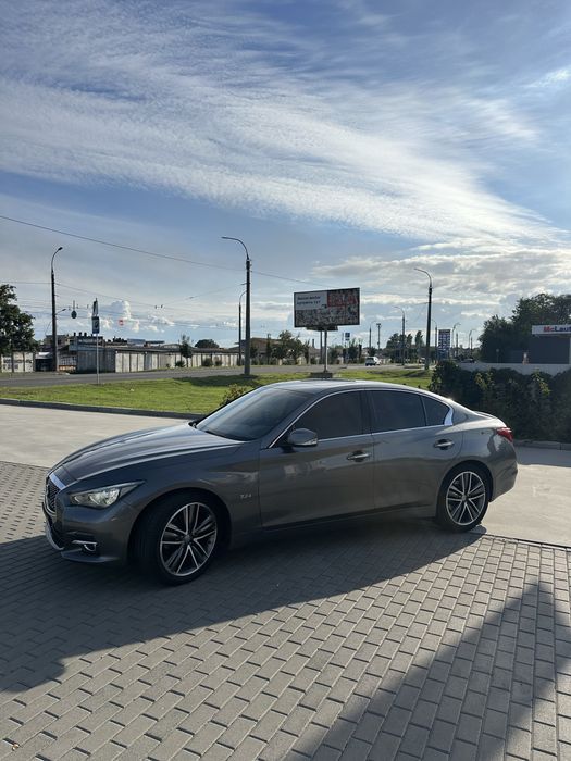 Infiniti q50 2,2d