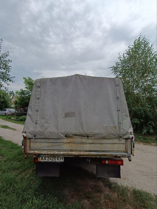 Продам  Газ 3302-415 (2006 год) Пробег 151795.Состояние как на фото.