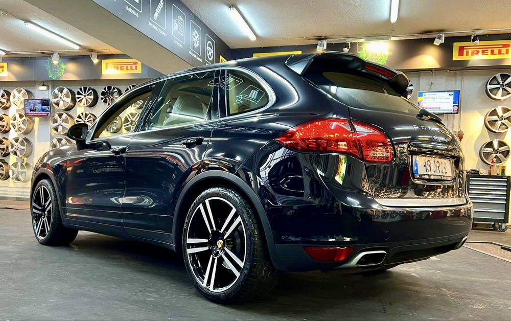 Porsche Cayenne impecavel. Aceito troca apenas por porsche 911