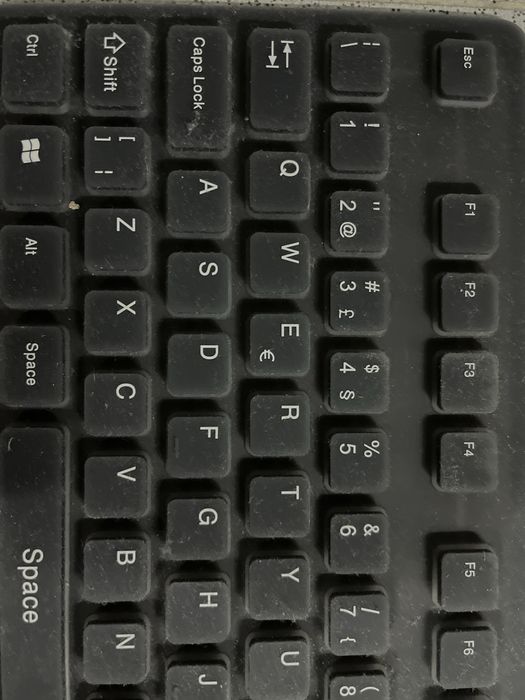 Teclado de borracha (como novo)