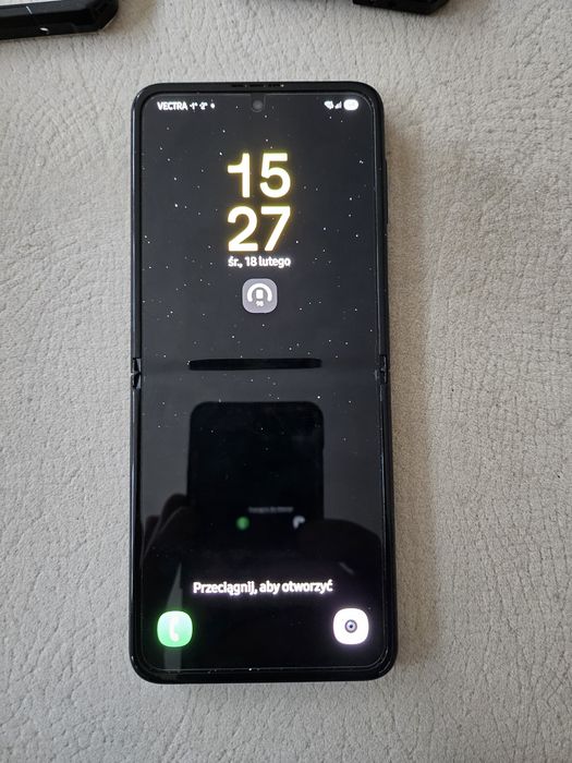 Samsung Galaxy flip3 5g. Sprawny na 100%