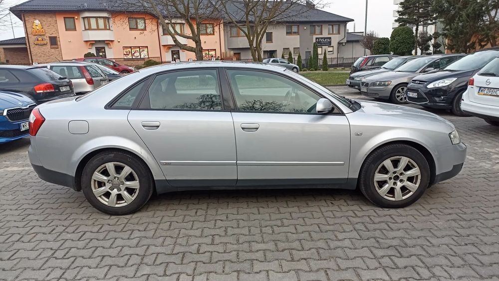 Audi A4 Limousine Audi A4 B6 2.0 ALT 2002 zadbana