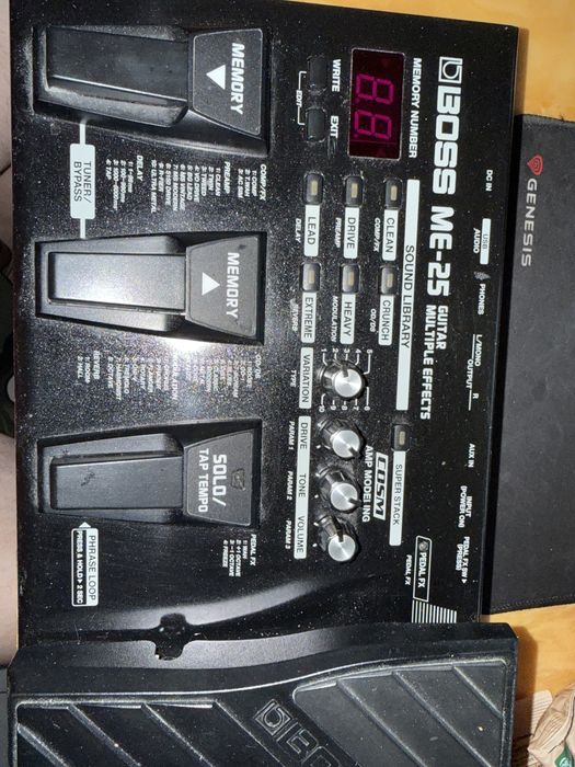 Multiefekt Boss ME-25