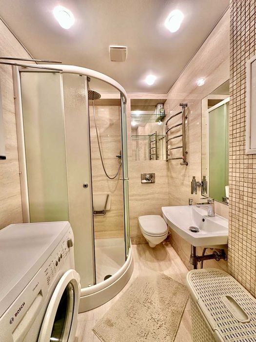 Рибальська 11. Оренда 1 кімнатної квартири. Метро Печерська 7 хвилин.