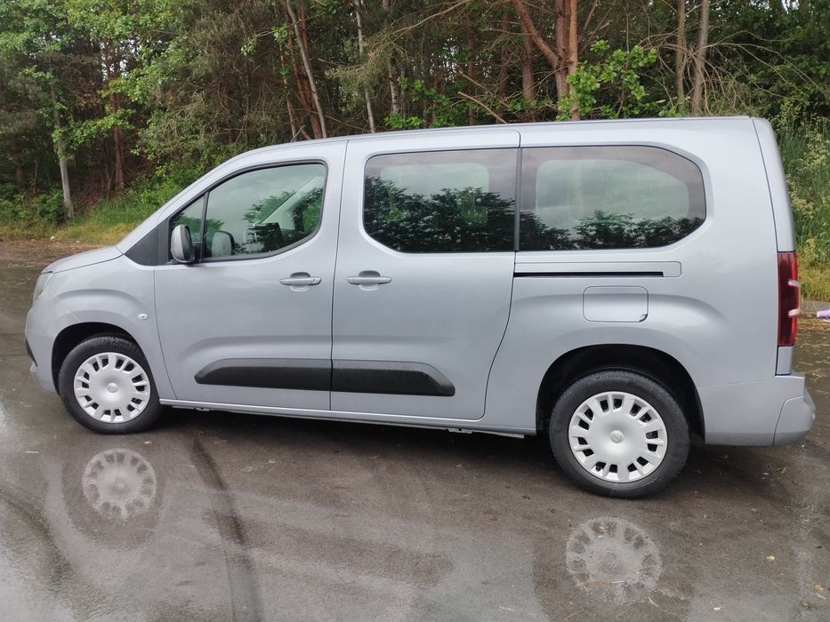 Opel Combo life XL. 1,5D 102KM.