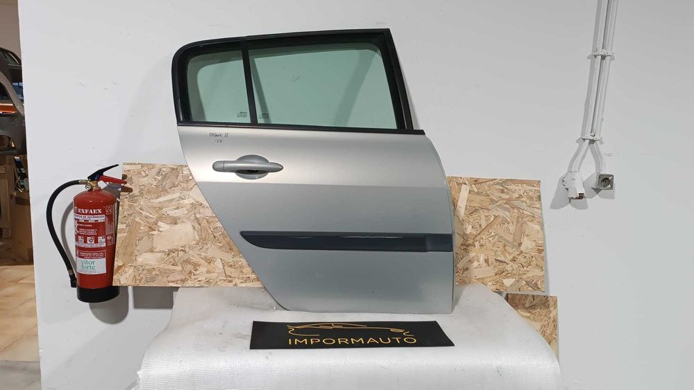 Porta trás dirt Megane ii