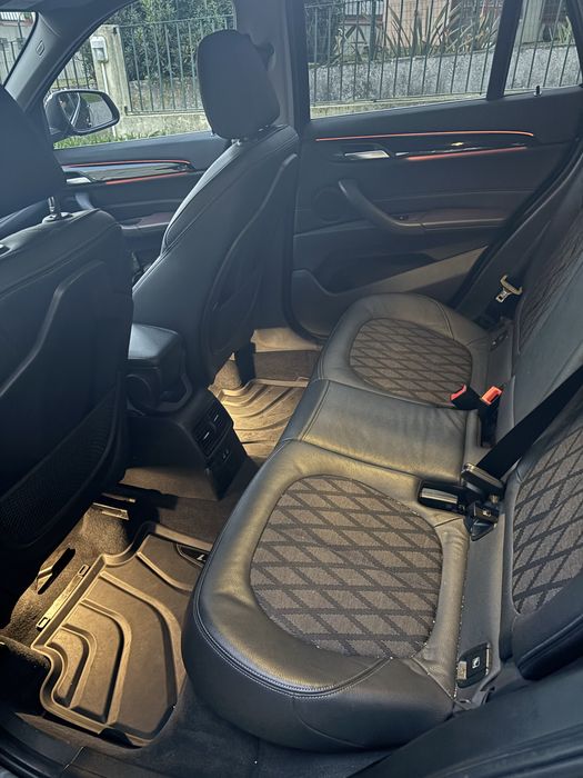 BMW X1 116d   Versao S auto X-line