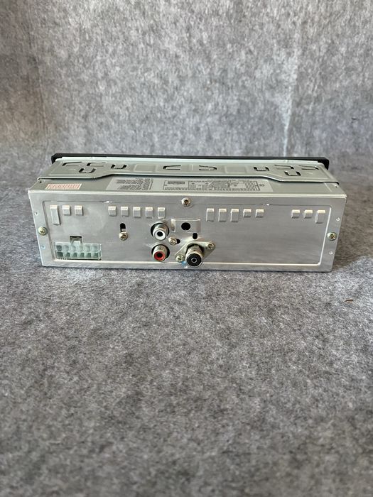 Radio para carro - universal