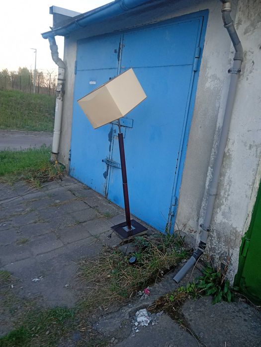 Lampa wysokość 150 cm