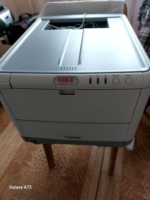 Продаю цветной лазерный принтер OKIC 3300IV