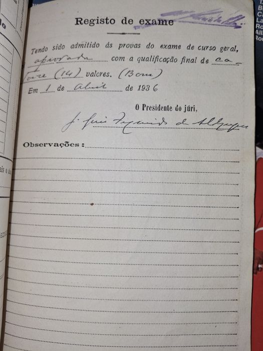 Caderno escolar antigo 1931 com fotos e selos liceu secundária