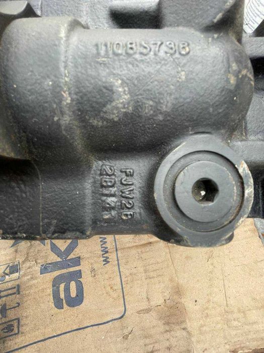 «Гідравлічний насос Sauer-Danfoss JRR075CLB252»
