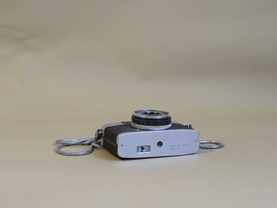 Camera half frame Olympus Pen EES-2 (não funciona)