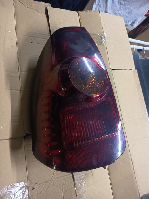 Farol traseiro Mitsubishi