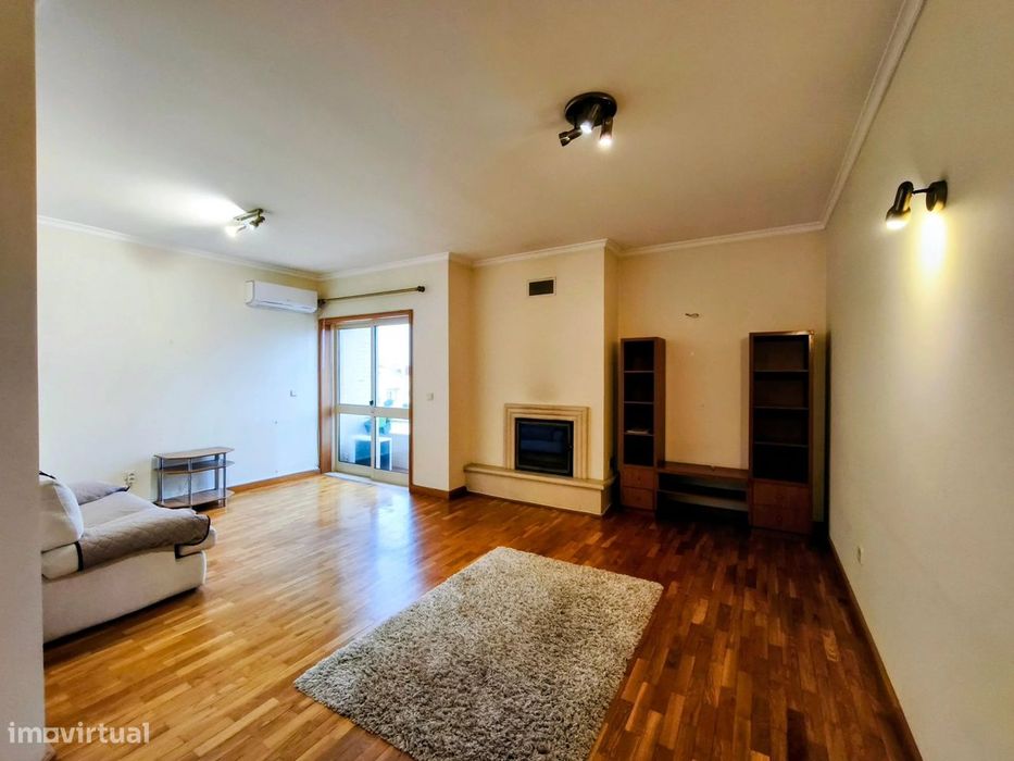 Apartamento T2 Arcozelo - Quinta do Corvo