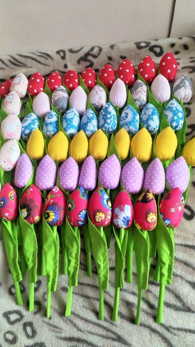 Tulipany kolorowe uszyte