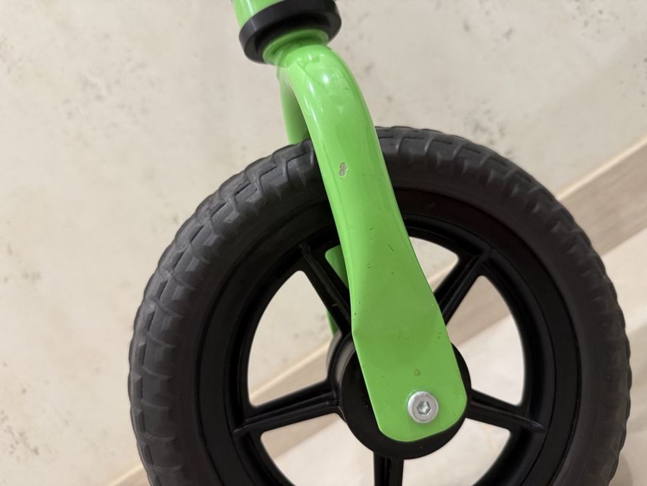 Біговел Chicco Green Rocket