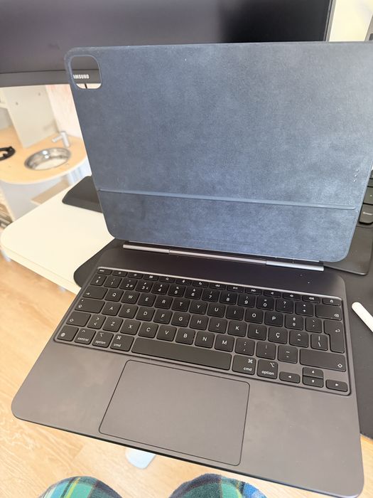 Apple iPad Pro 13.0'' - M5 - 256GB - WiFi + Keyboard + Pencil