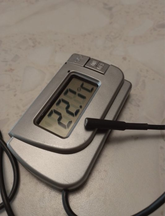 Termometr akwarystyczny elektroniczny