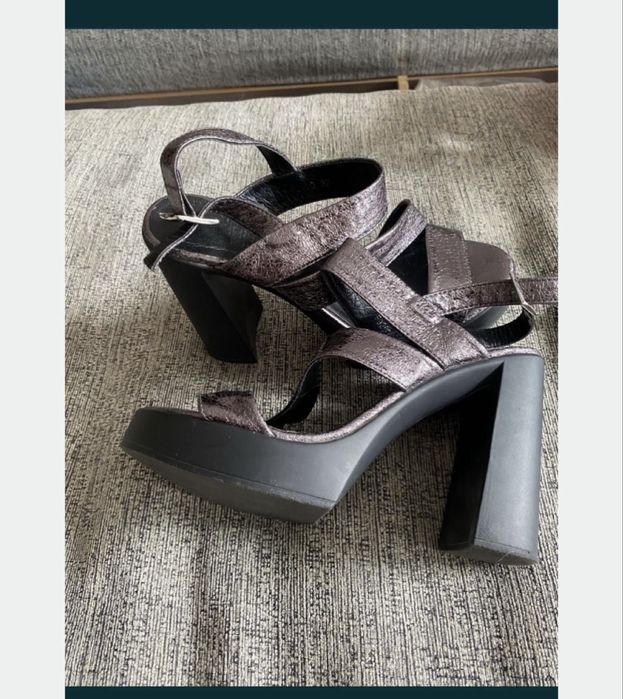 Босоніжки  святкові розкішні