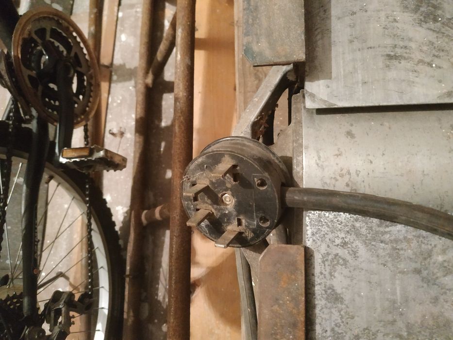 Продам деревообрабатывающий станок