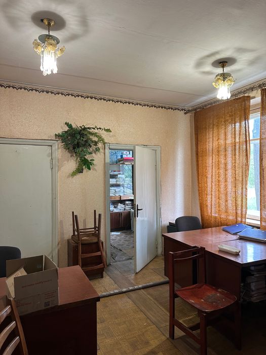 Продаж комплексу нежитлових приміщень